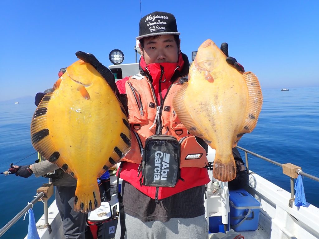 6 2 日 伊達沖マガレイ 室蘭沖ヒラメ 室蘭 遊漁船 ラブーン